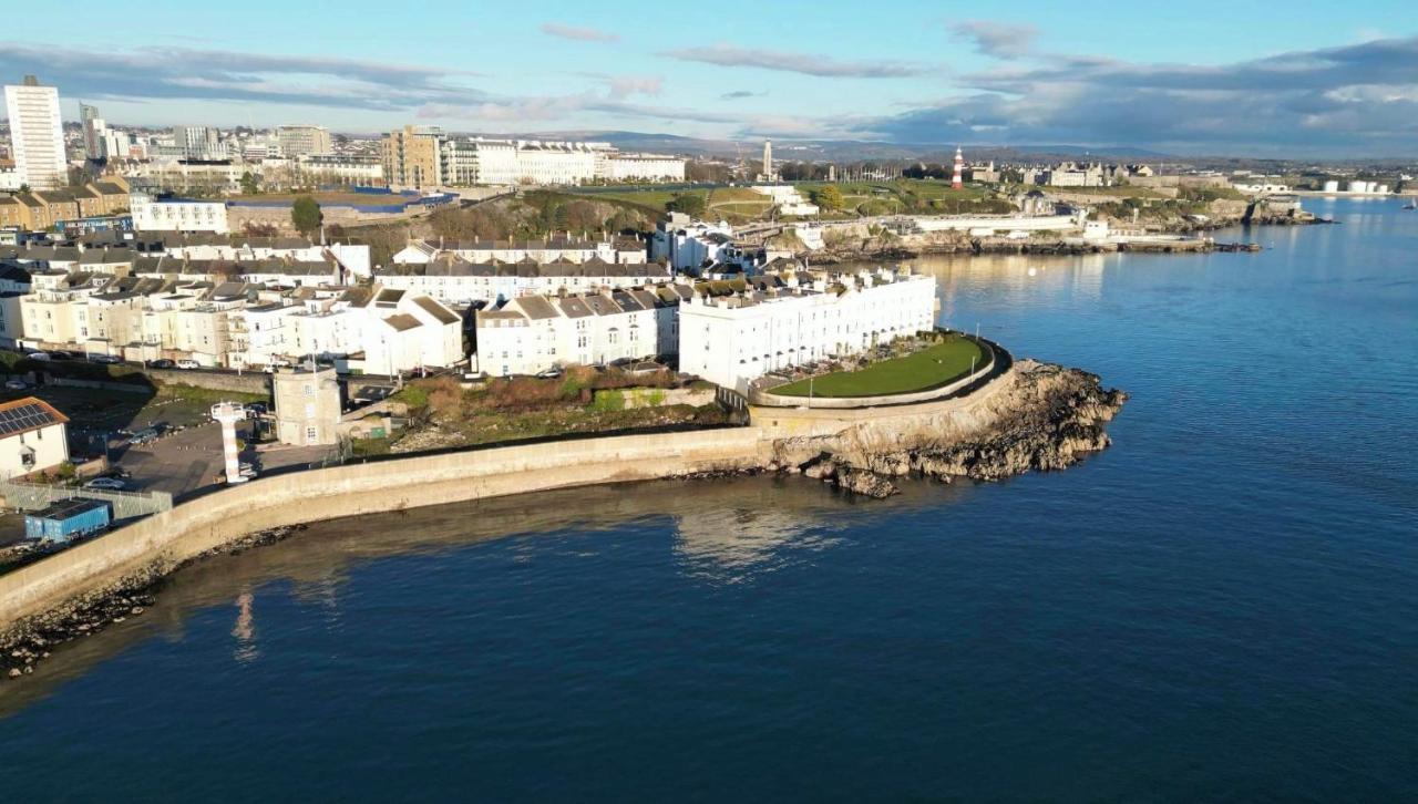 Apartment On The Hoe & Coastal Path With Free Parking Plymouth Exterior photo